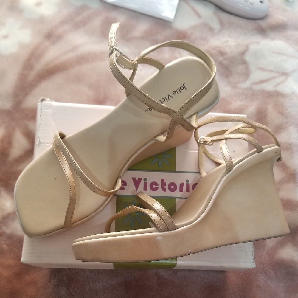 Women shoes used